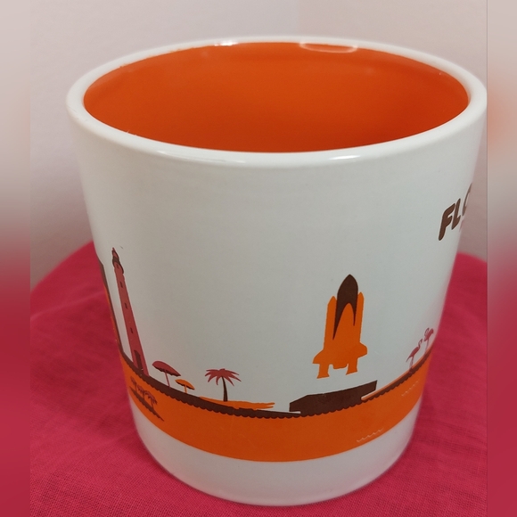 2012 Dunkin' Donuts 'Florida Runs On Dunkin' 14 oz Coffee Mug Limited Edition - Picture 2 of 10